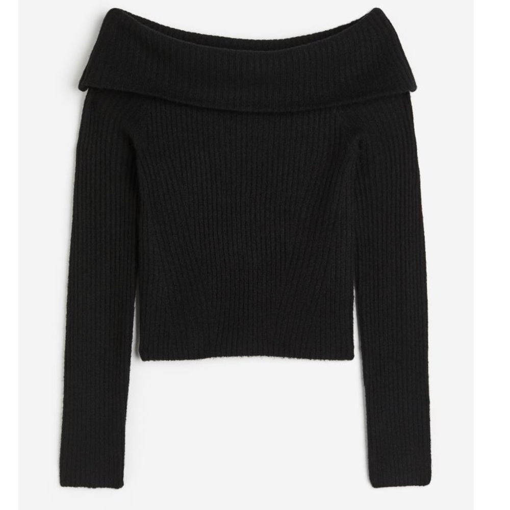OFF-THE-SHOULDER SWEATER